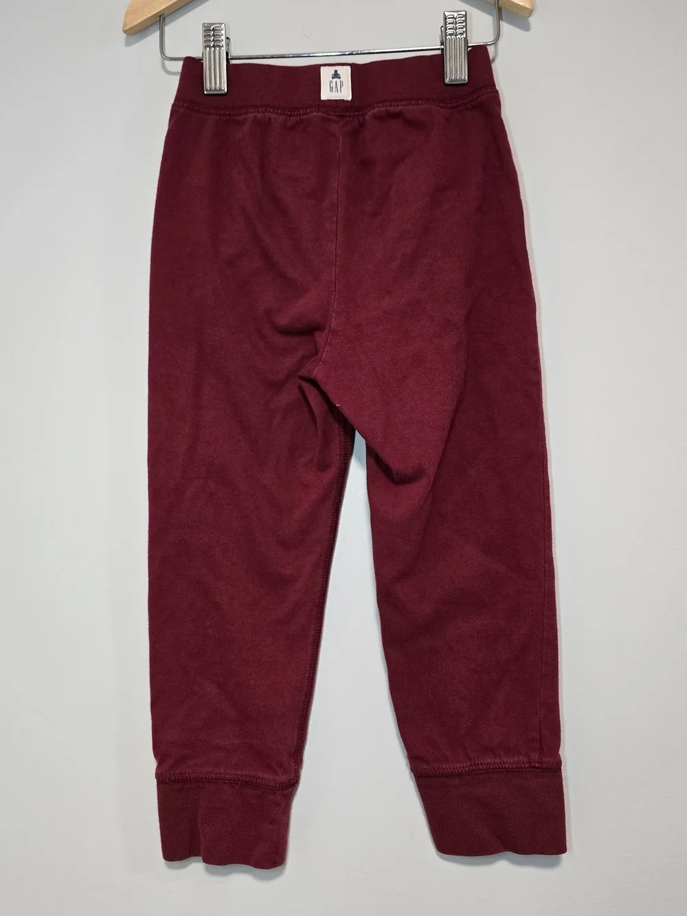 GAP Kids Lounging Outfit Vintage Yellow Shirt With Maroon Drawstring Joggers 4yr
